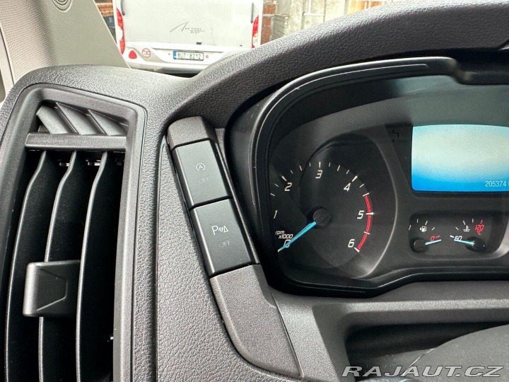 Ford Transit Courier 2.0Tdci 96kw 9-míst 2018