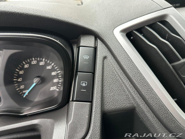 Ford Transit Courier 2.0Tdci 96kw 9-míst 2018