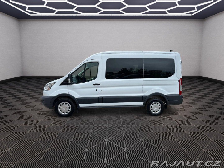 Ford Transit Courier 2.0Tdci 96kw 9-míst 2018