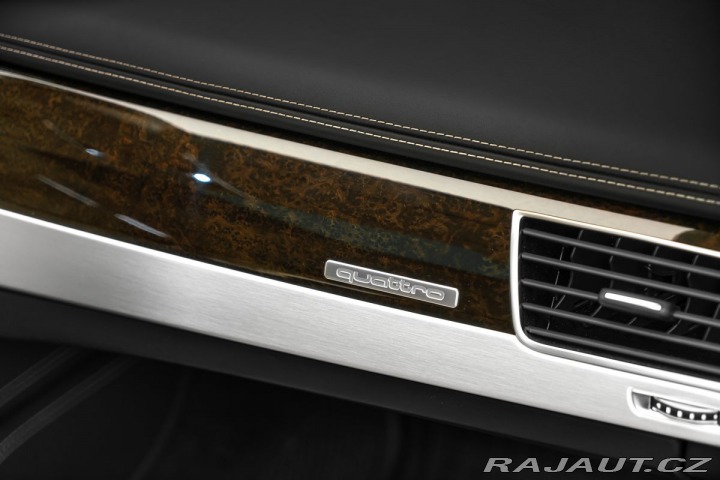 Audi A8 6,3 W12 L Max výbava 2015