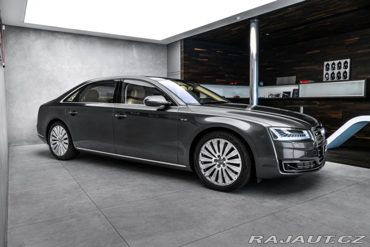 Audi A8 6,3 W12 L Max výbava 2015