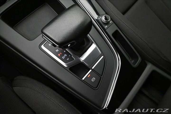 Audi A4 2,0 TDI 150 kW QUATTRO Zá 2022