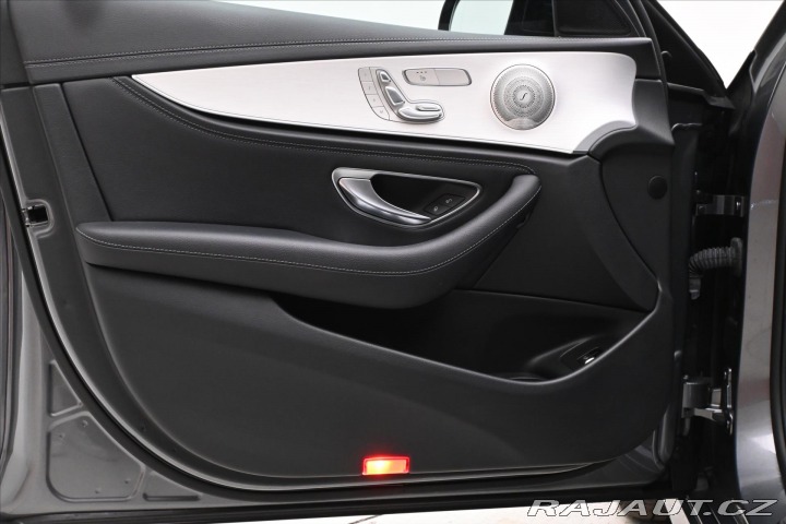 Mercedes-Benz E 2,0 300de 225kW 4Matic Zá 2022