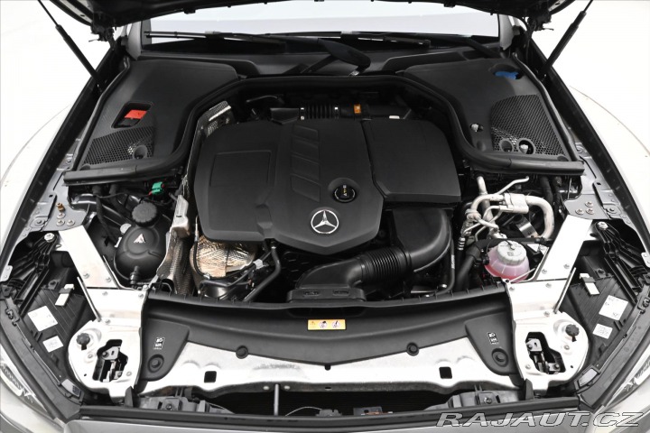 Mercedes-Benz E 2,0 300de 225kW 4Matic Zá 2022
