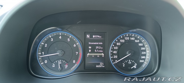 Hyundai Kona Smart 2021
