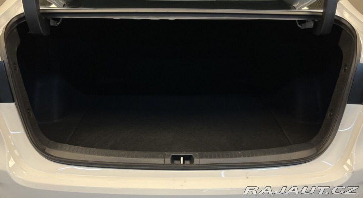 Toyota Corolla 1,5 COMFORT 2024