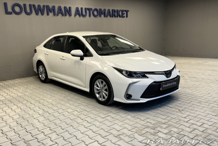 Toyota Corolla 1,5 COMFORT 2024