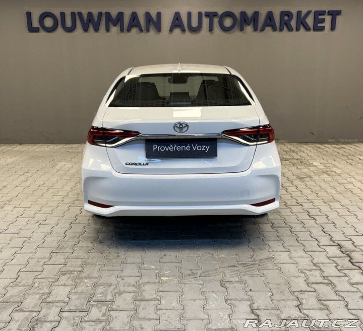 Toyota Corolla 1,5 COMFORT 2024