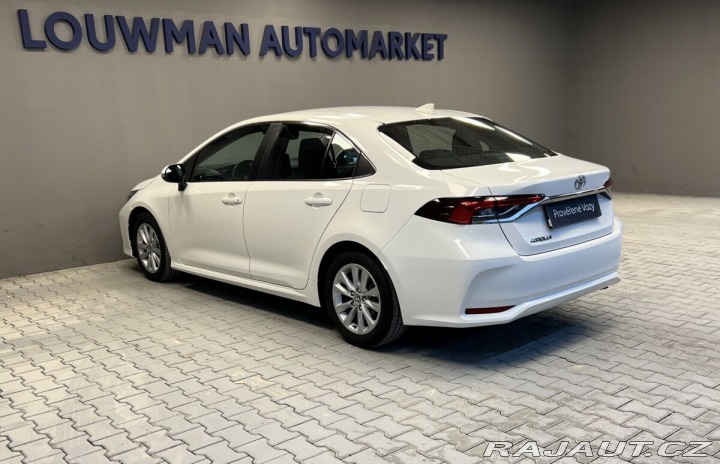 Toyota Corolla 1,5 COMFORT 2024