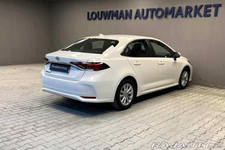 Toyota Corolla 1,5 COMFORT 2024