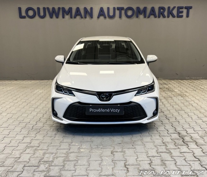 Toyota Corolla 1,5 COMFORT 2024