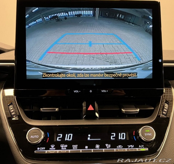 Toyota Corolla 1,5 COMFORT 2024