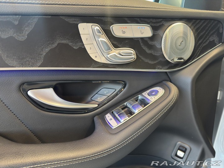 Mercedes-Benz GLC 300 4MATIC coupe 2021