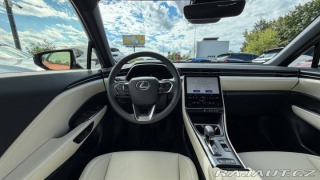 Lexus Ostatní modely LBX 1,5 HEV ELEGANT TECH 2025