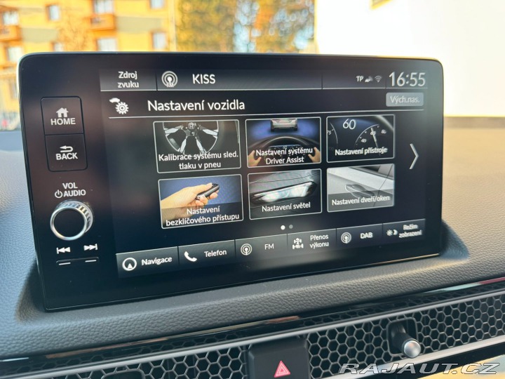 Honda Civic 2.0e:HEV ELEGANCE SKLADEM 2026