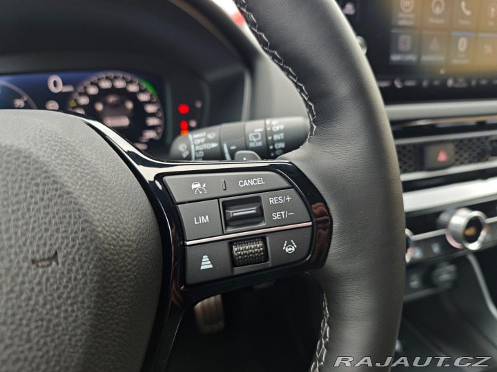 Honda Civic 2.0 e:HEV SPORT rezervace 2026