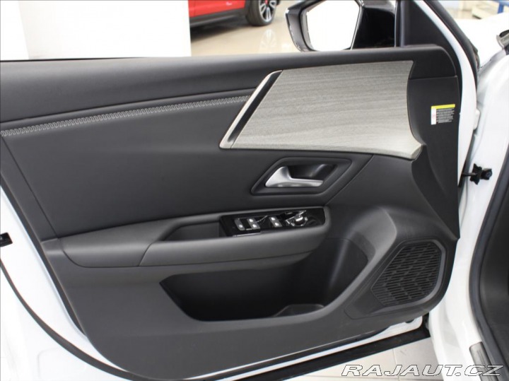 Citroën Ostatní modely C5 X 1,6 PHEV 225 Shine PACK 1 2023