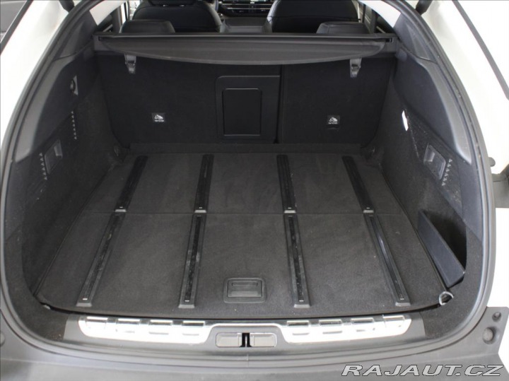 Citroën Ostatní modely C5 X 1,6 PHEV 225 Shine PACK 1 2023