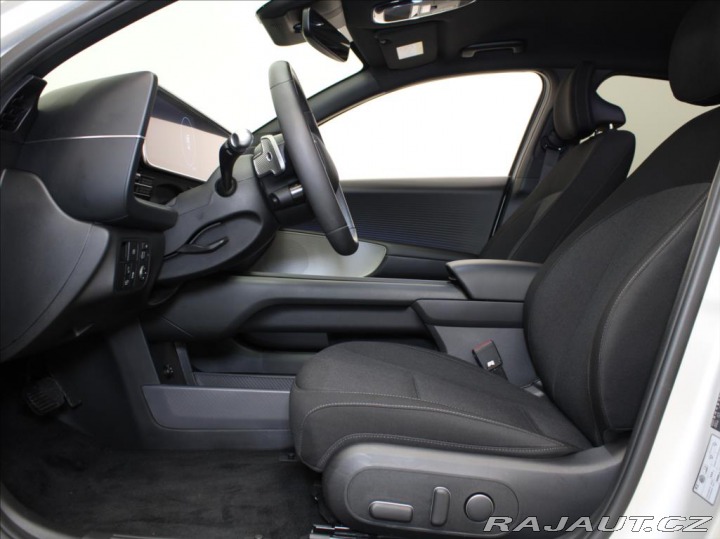 Hyundai Ioniq 6 0,0 ECO 53kWh 111kW 29tkm 2024