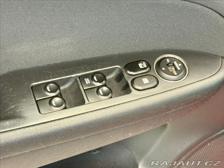 Hyundai i30 1,6 i PRVNÍ MAJITEL 92KW 2010