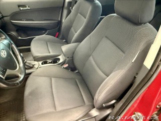 Hyundai i30 1,6 i PRVNÍ MAJITEL 92KW 2010