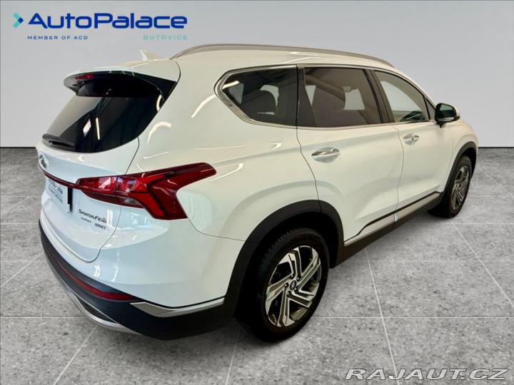 Hyundai Santa Fe 2,2 CRDI STYLE 4X4 1.MAJI 2022