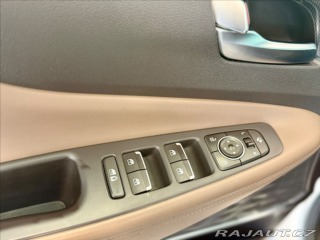 Hyundai Santa Fe 2,2 CRDI STYLE 4X4 1.MAJI 2022