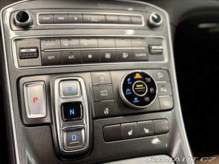 Hyundai Santa Fe 2,2 CRDI STYLE 4X4 1.MAJI 2022