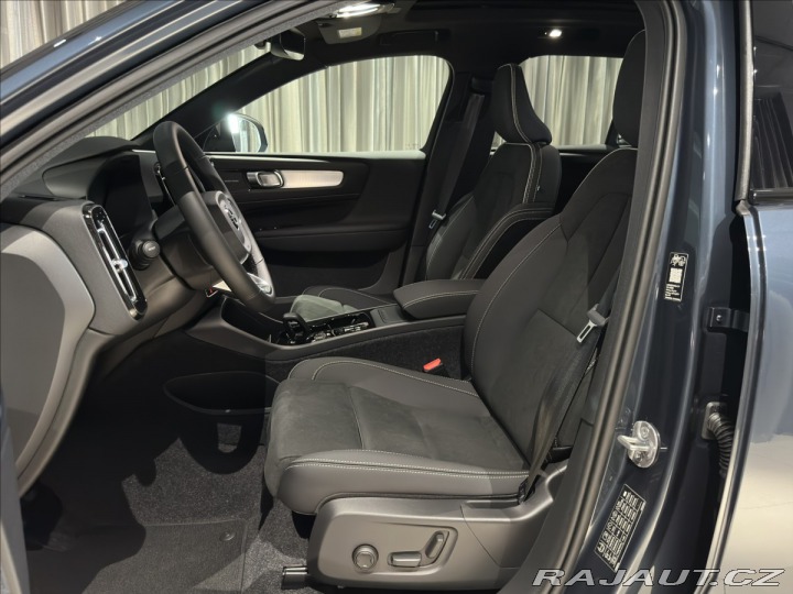 Volvo XC40 2,0 B4 Plus 2026