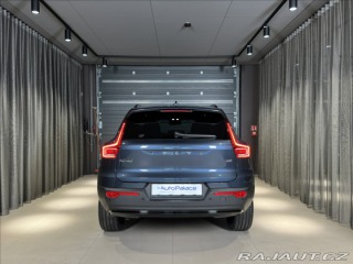 Volvo XC40 2,0 B4 Plus 2026