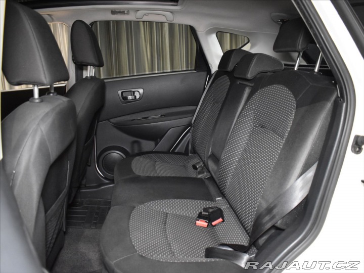 Nissan Qashqai 1,6 Pano,Bezklíč,Bose 2009