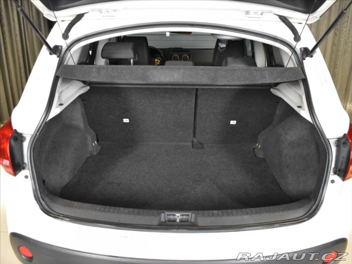 Nissan Qashqai 1,6 Pano,Bezklíč,Bose 2009