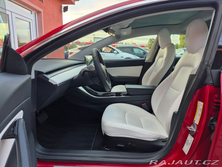 Tesla Model 3 STANDARD RANGE PLUS 239kw 2020