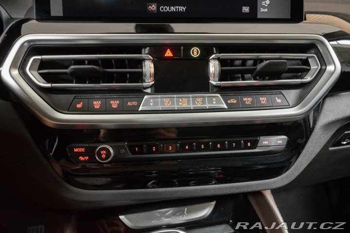 BMW X4 xD30d 210kW*HEAD-UP*TAŽNÉ 2022