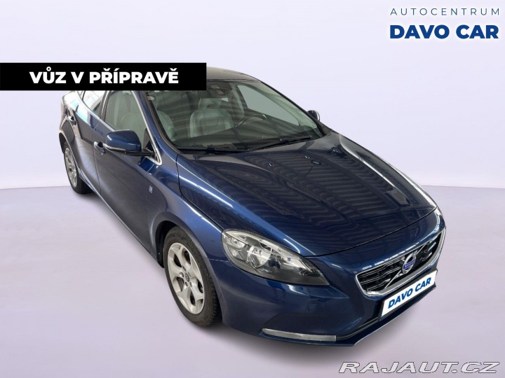 Volvo V40 1,6 D2 115 Summum 2015
