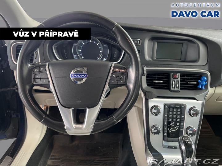 Volvo V40 1,6 D2 115 Summum 2015