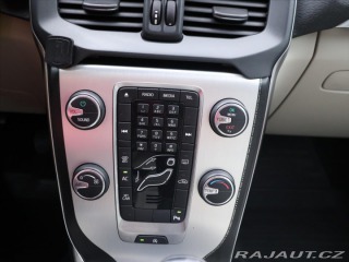 Volvo V40 1,6 D2 115 Summum 2015