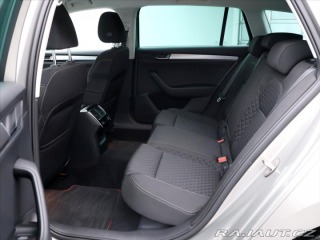 Škoda Superb 2.0 TDI 110kW Style Bi-Xe 2016