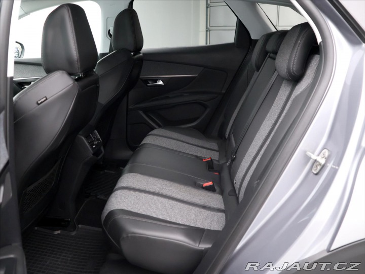Peugeot 3008 2.0 BlueHDI 110 kW Allure 2016