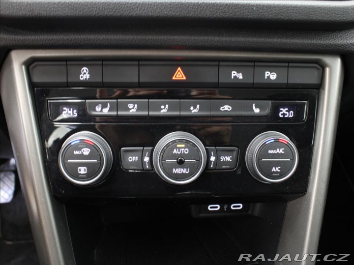 Volkswagen T-Roc 1,5 TSi 110kW DPH Bezklíč 2021