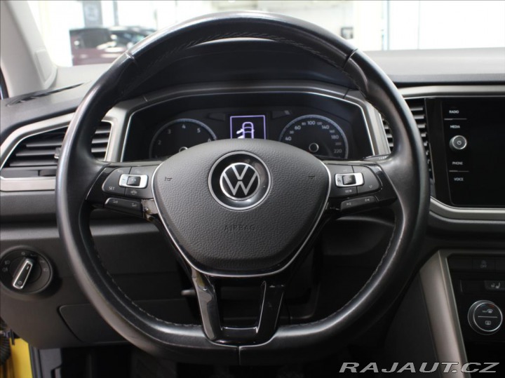 Volkswagen T-Roc 1,5 TSi 110kW DPH Bezklíč 2021