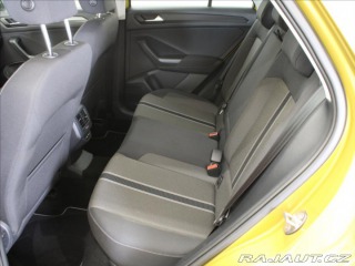 Volkswagen T-Roc 1,5 TSi 110kW DPH Bezklíč 2021