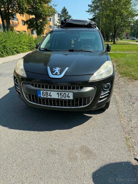 Peugeot 4007 2,2 4×4 7 míst