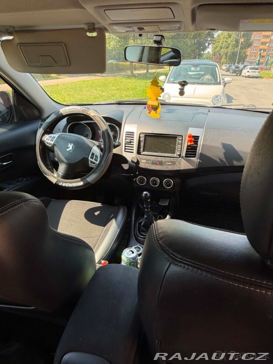 Peugeot 4007 2,2 4×4 7 míst 1800