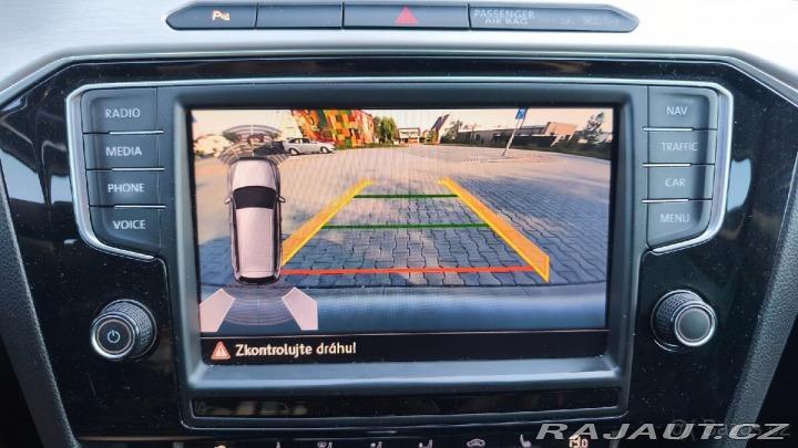 Volkswagen Passat 2,0 B8 Highline 1800