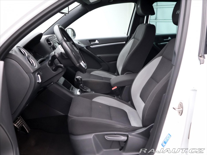 Volkswagen Tiguan 2,0 TDI 103 KW DSG R-Line 2015