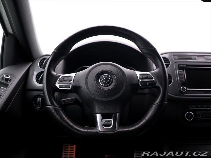 Volkswagen Tiguan 2,0 TDI 103 KW DSG R-Line 2015