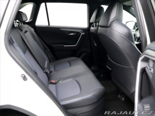 Toyota RAV4 2,5 e-CVT 131kW Selection 2020