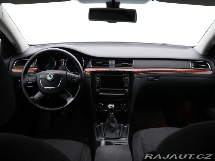 Škoda Superb 2.0 TDI 103kW CZ Xenon Ta 2011