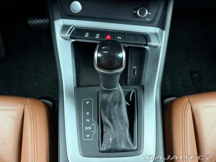 Audi Q3 2.0TDI QUATTRO SPORT, LED 2019